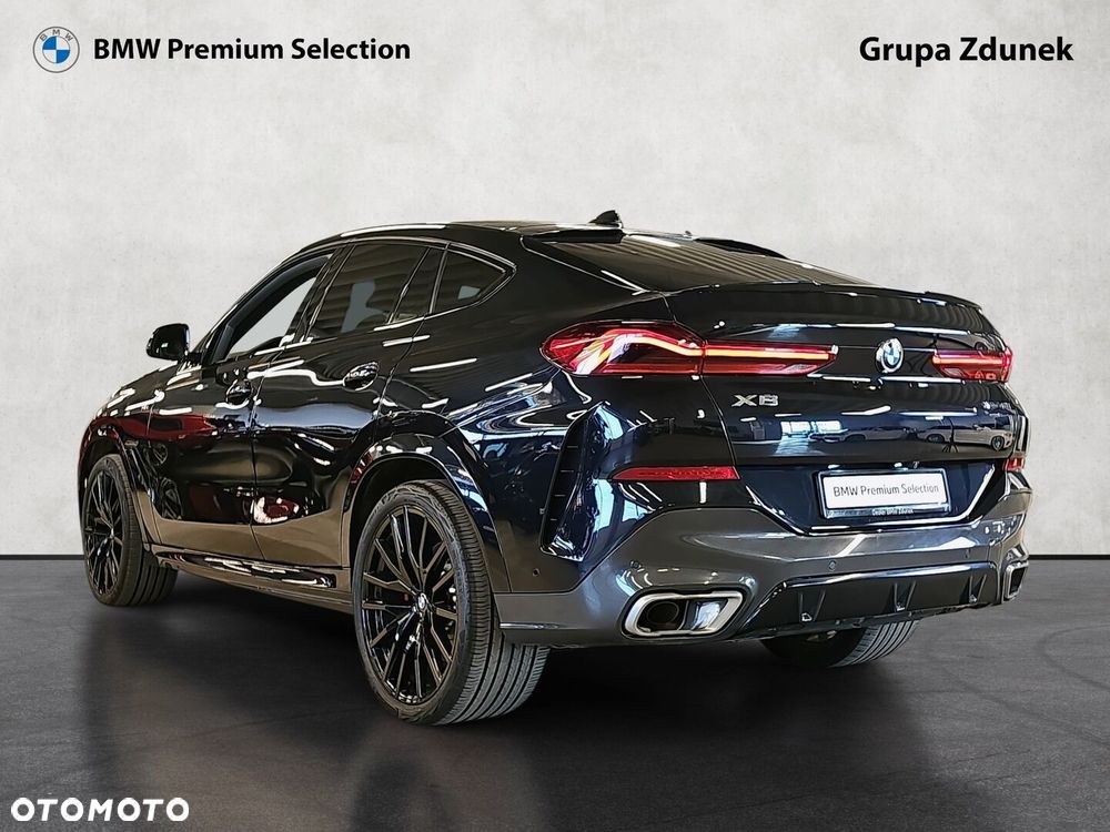 BMW X6 xDrive40i - 8