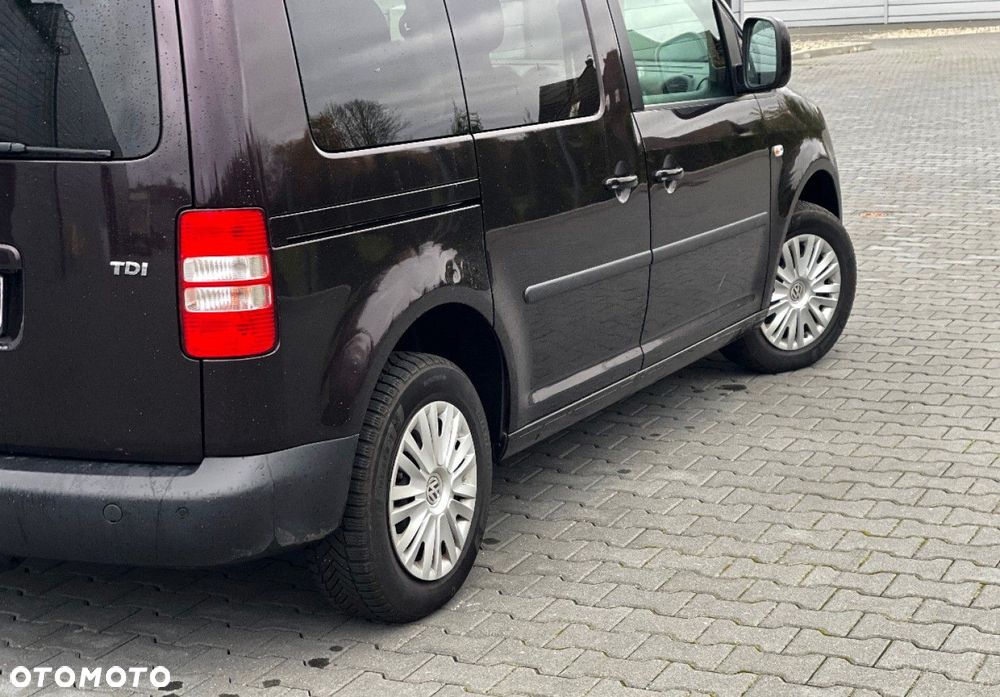 Volkswagen Caddy - 10