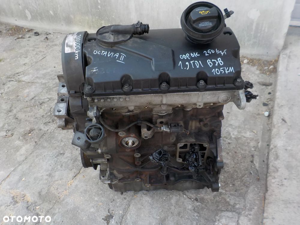 SKODA OCTAVIA II 1.9 TDI 105 KM SILNIK SŁUPEK BJB - 1