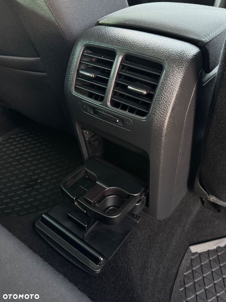 Volkswagen Golf 1.4 TSI DSG Comfortline - 33