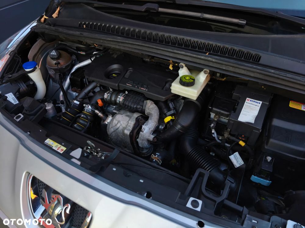 Peugeot 5008 - 30