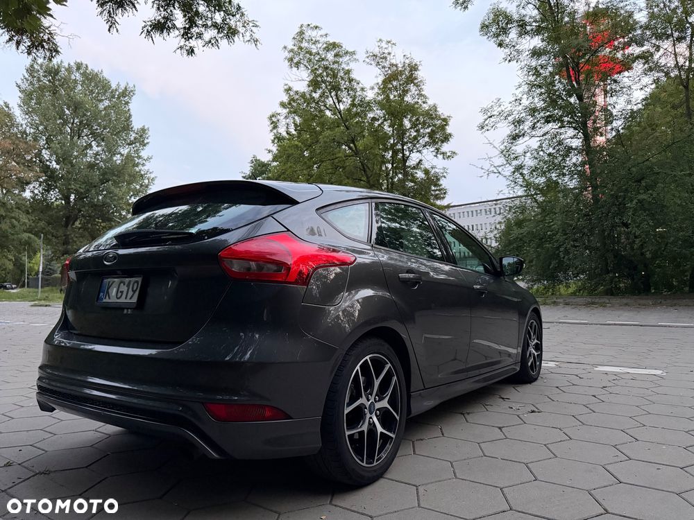 Ford Focus - 15