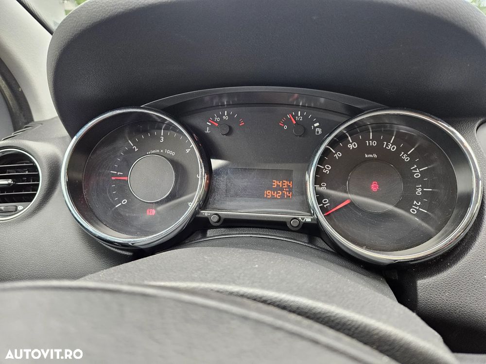 Peugeot 5008 BlueHDI 150 Active - 10