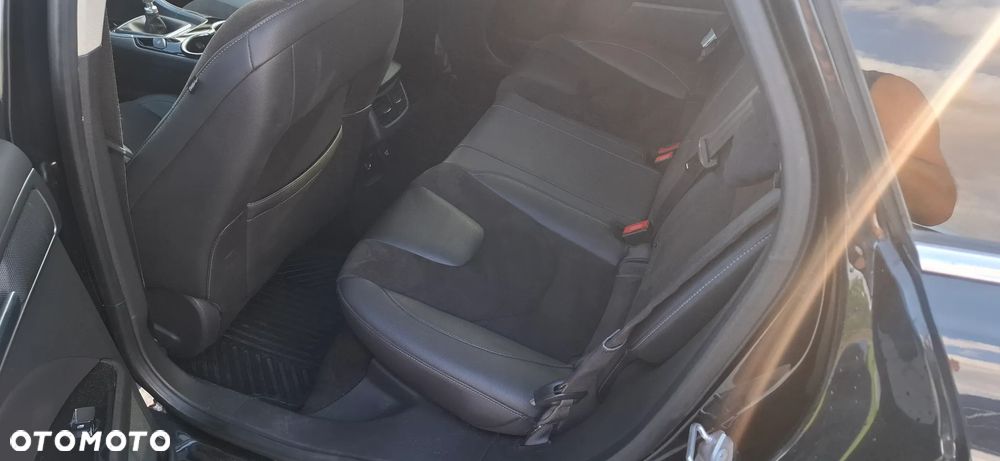 Ford Mondeo 2.0 TDCi Titanium - 13