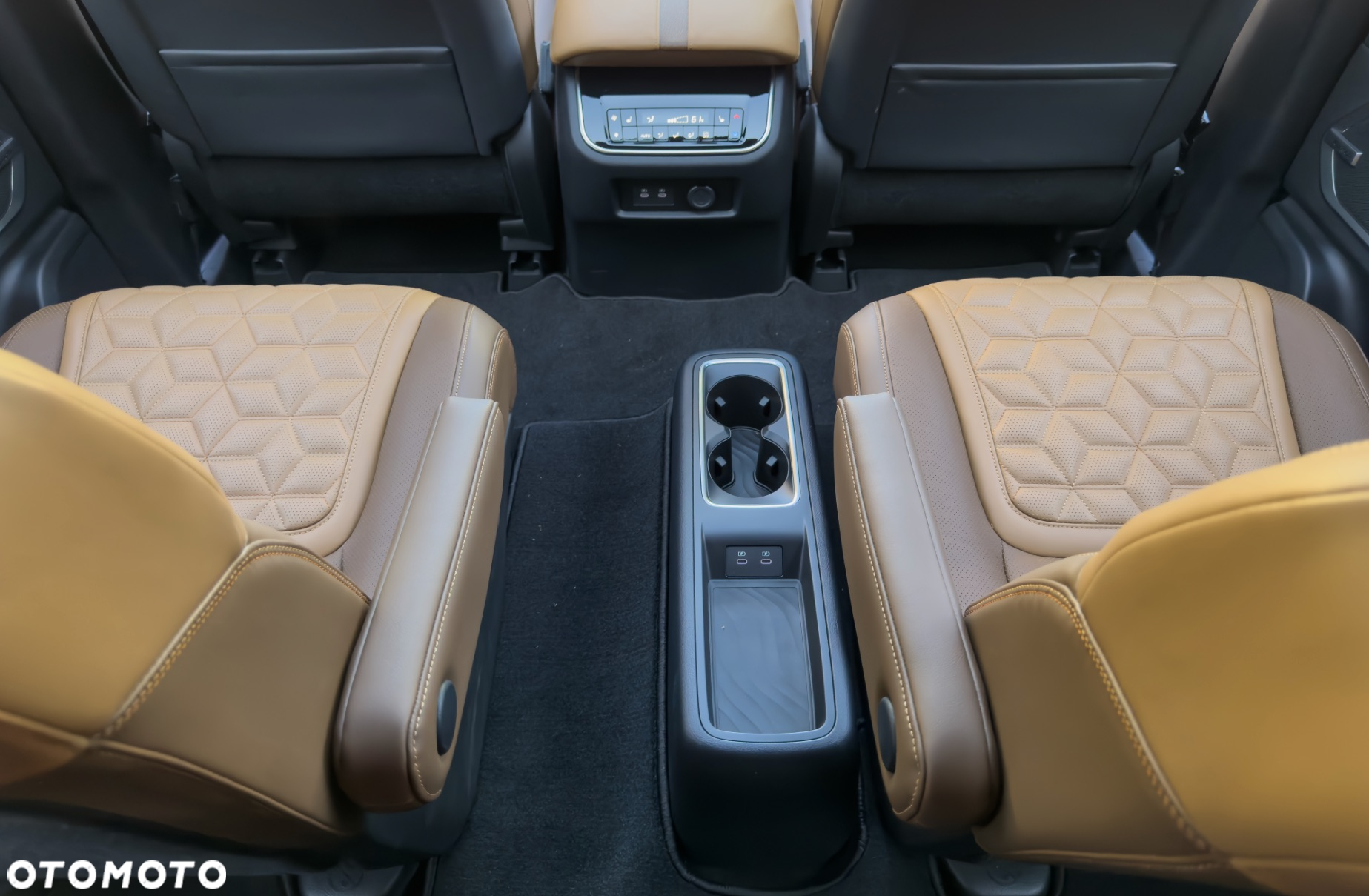 Nissan Armada - 22