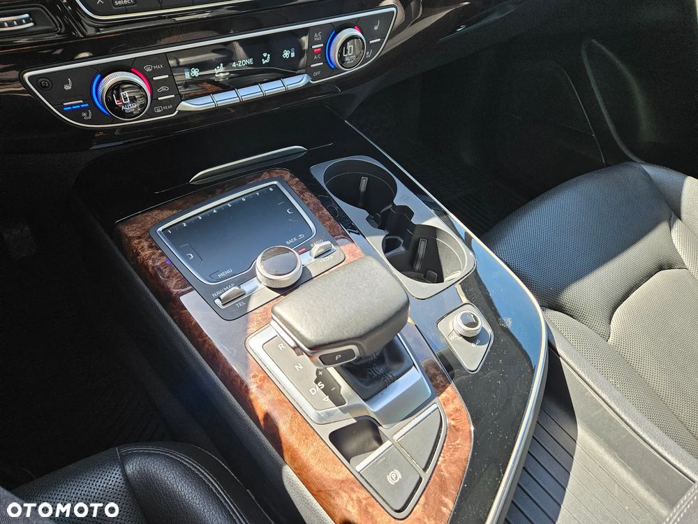 Audi Q7 - 20