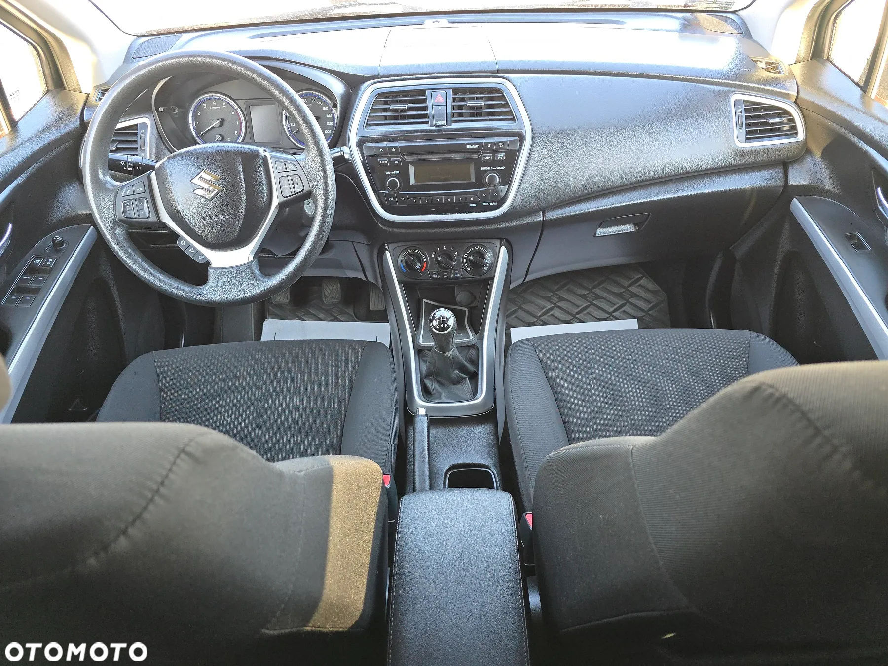 Suzuki SX4 S-Cross - 14