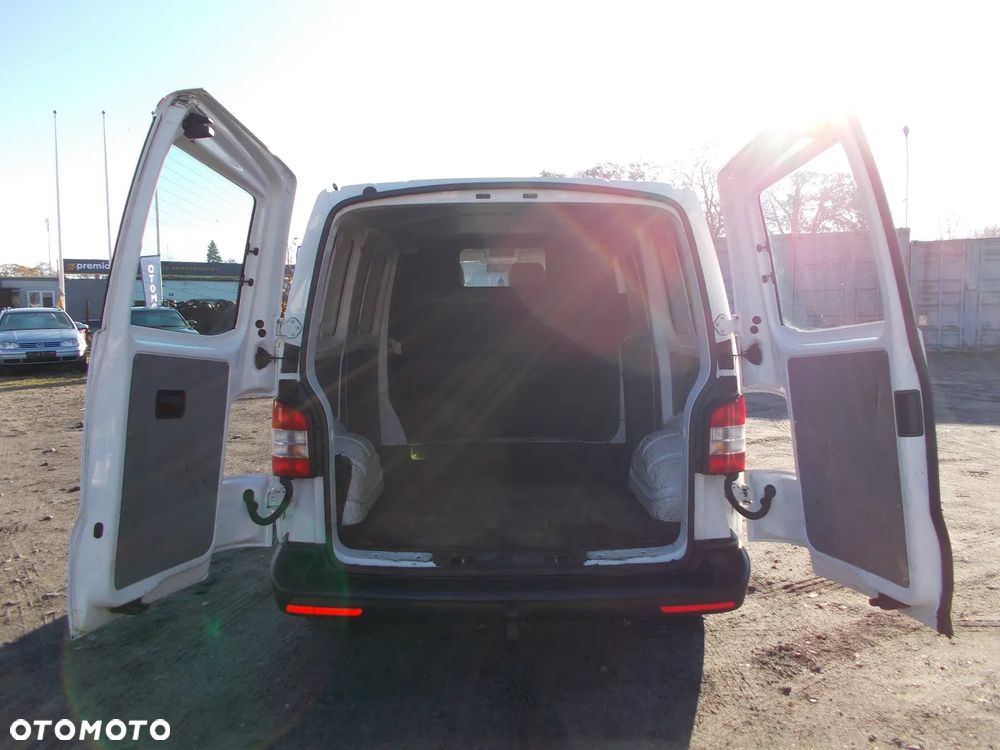 Volkswagen Transporter - 10