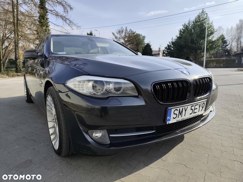 BMW Seria 5 530d xDrive - 6