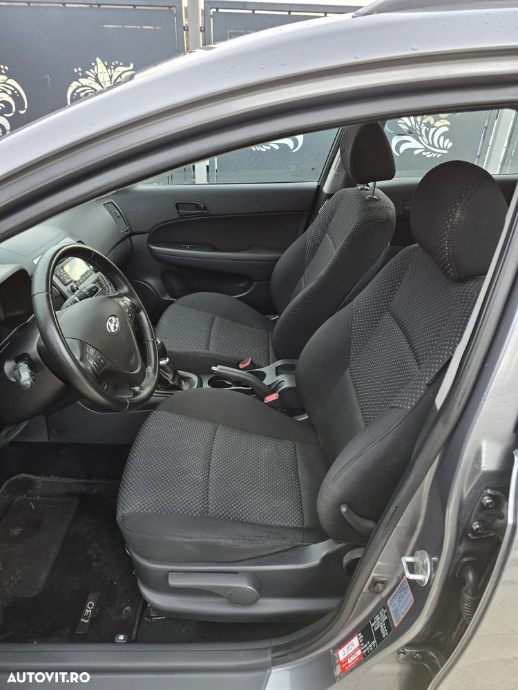 Hyundai i30 1.6 CRDI Edition Plus - 10