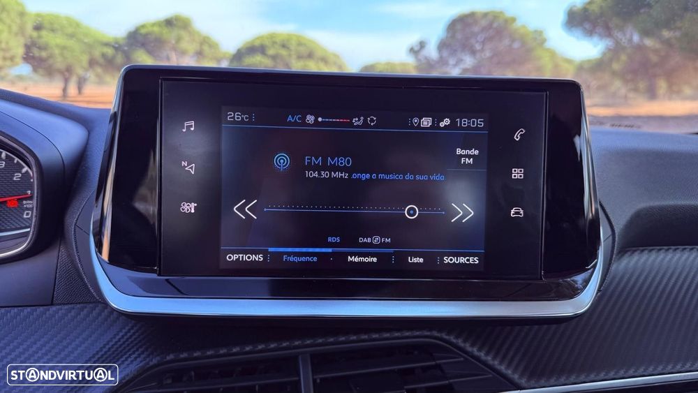 Peugeot 208 1.2 PureTech Active Pack - 28