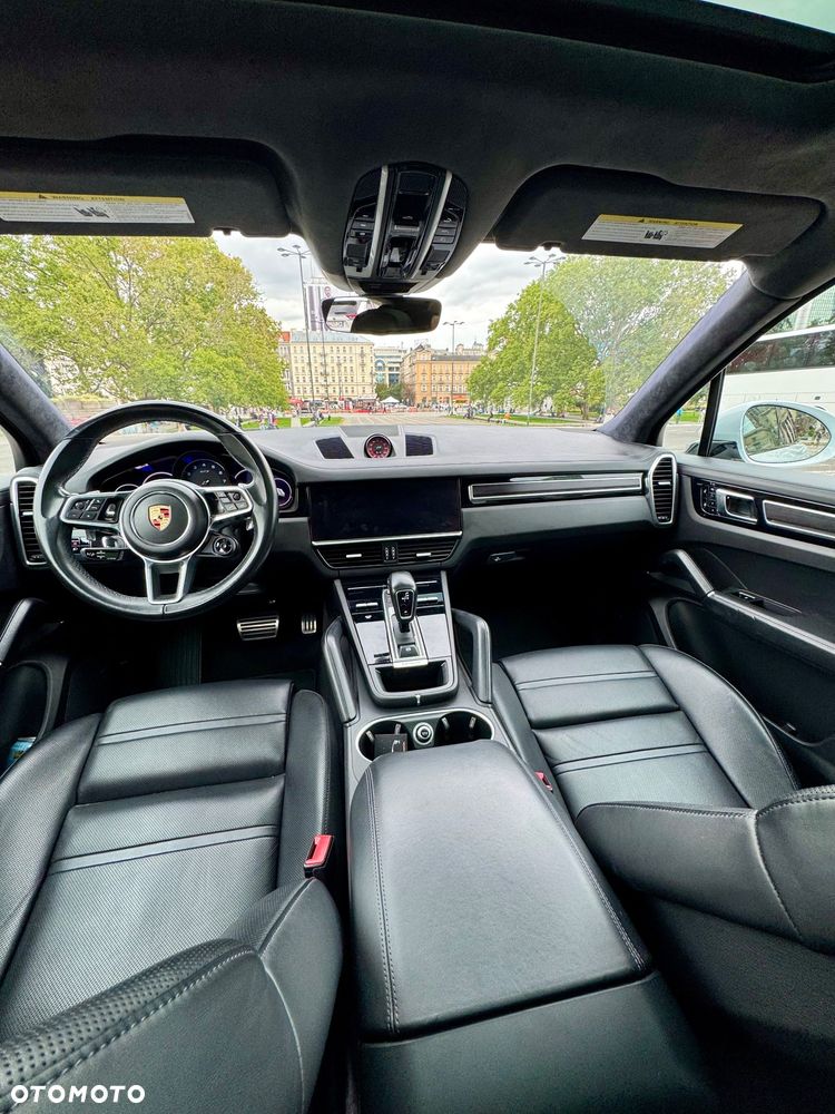 Porsche Cayenne GTS - 14