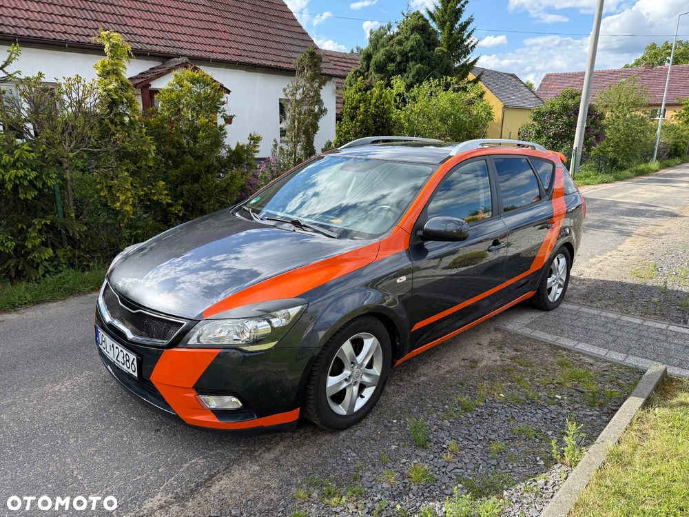 Kia Ceed 1.4 CVVT Attract - 1