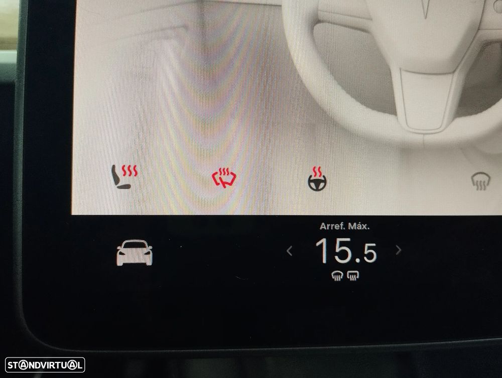 Tesla Model Y Long Range Tração Integral - 33