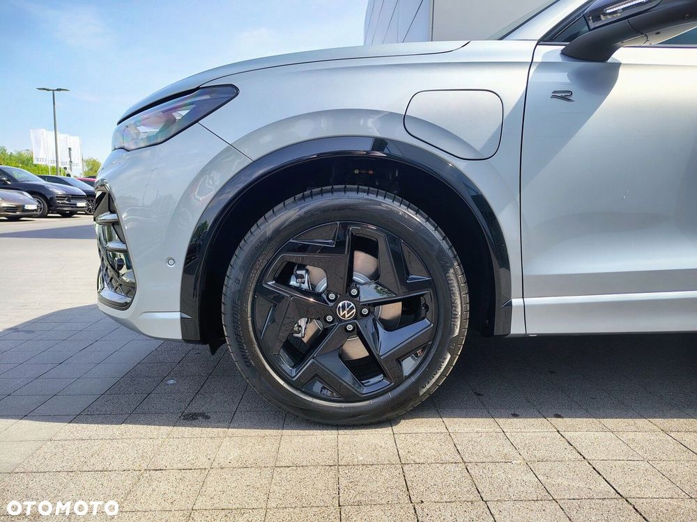 Volkswagen Tiguan - 8