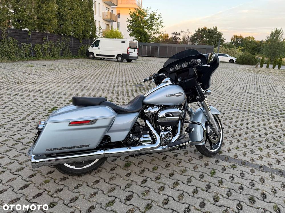 Harley-Davidson FLHXS Special - 10