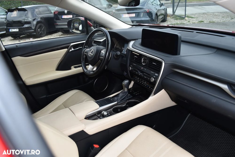 Lexus Seria RX - 9
