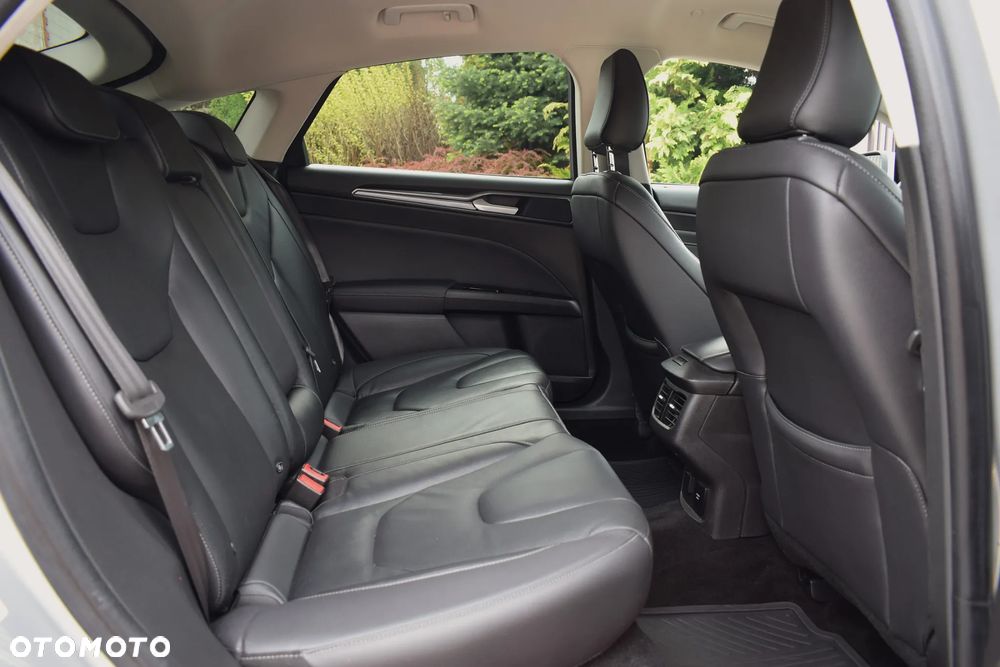 Ford Mondeo 2.0 EcoBlue Titanium - 8