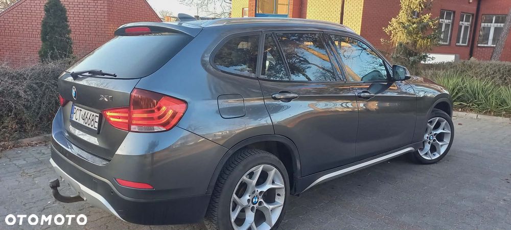 BMW X1 xDrive18d xLine - 6