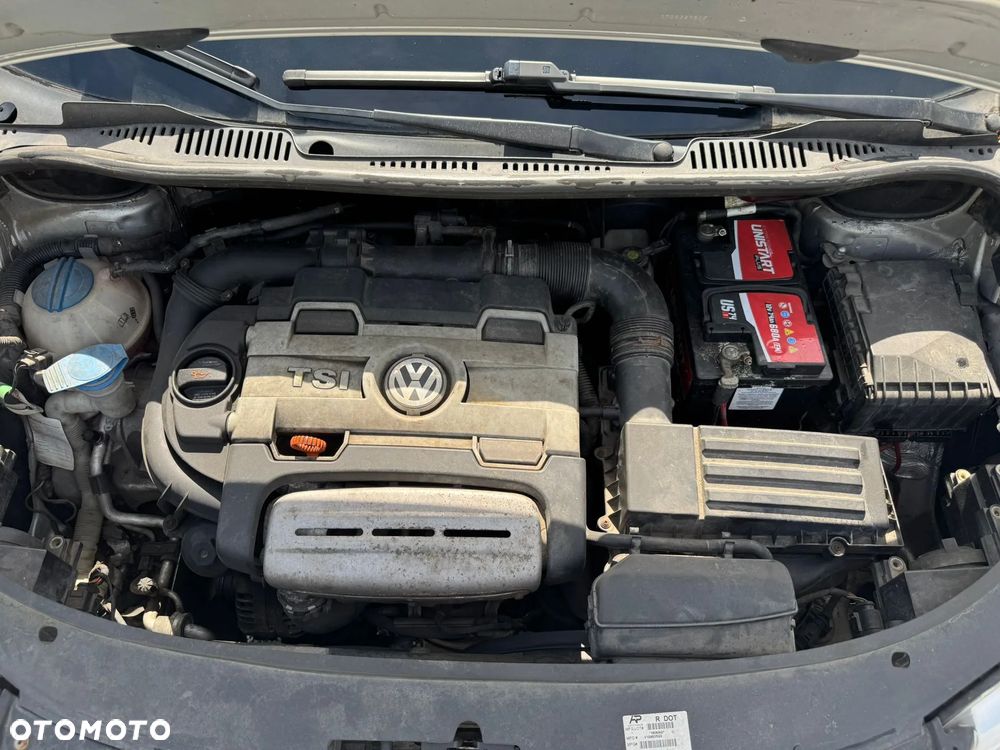 Volkswagen Touran - 21