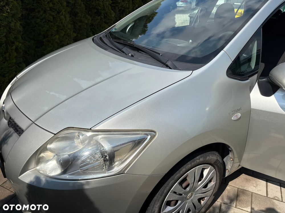 Toyota Auris 1.6 VVT-i Premium - 22