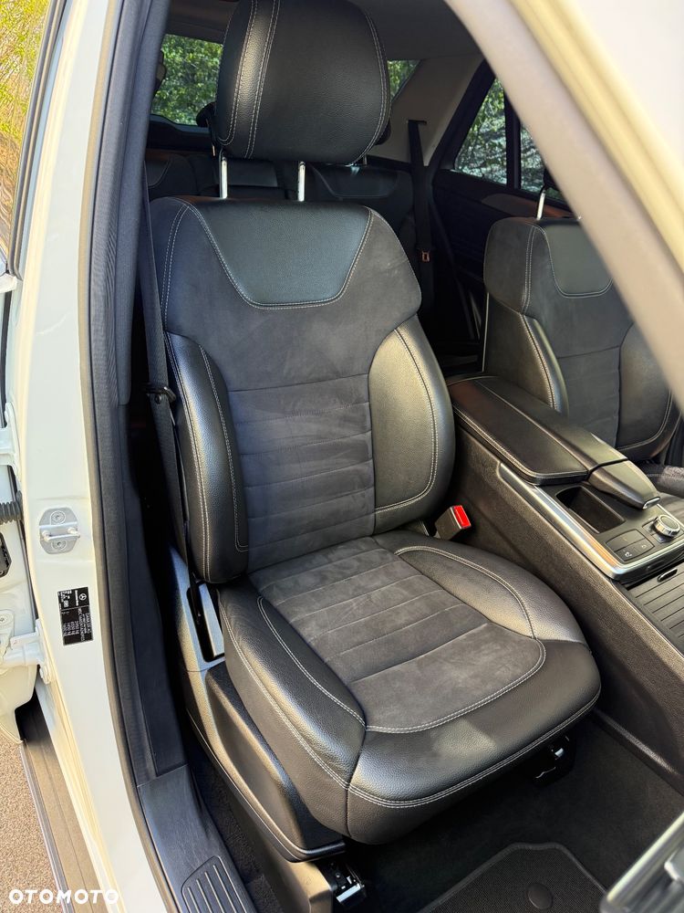Mercedes-Benz ML 350 BlueTEC 4MATIC 7G-TRONIC - 16