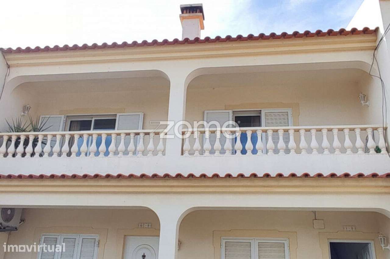 Apartamento T2 mobilado e equipado com vista para o Castelo de Silves - Grande imagem: 2/19