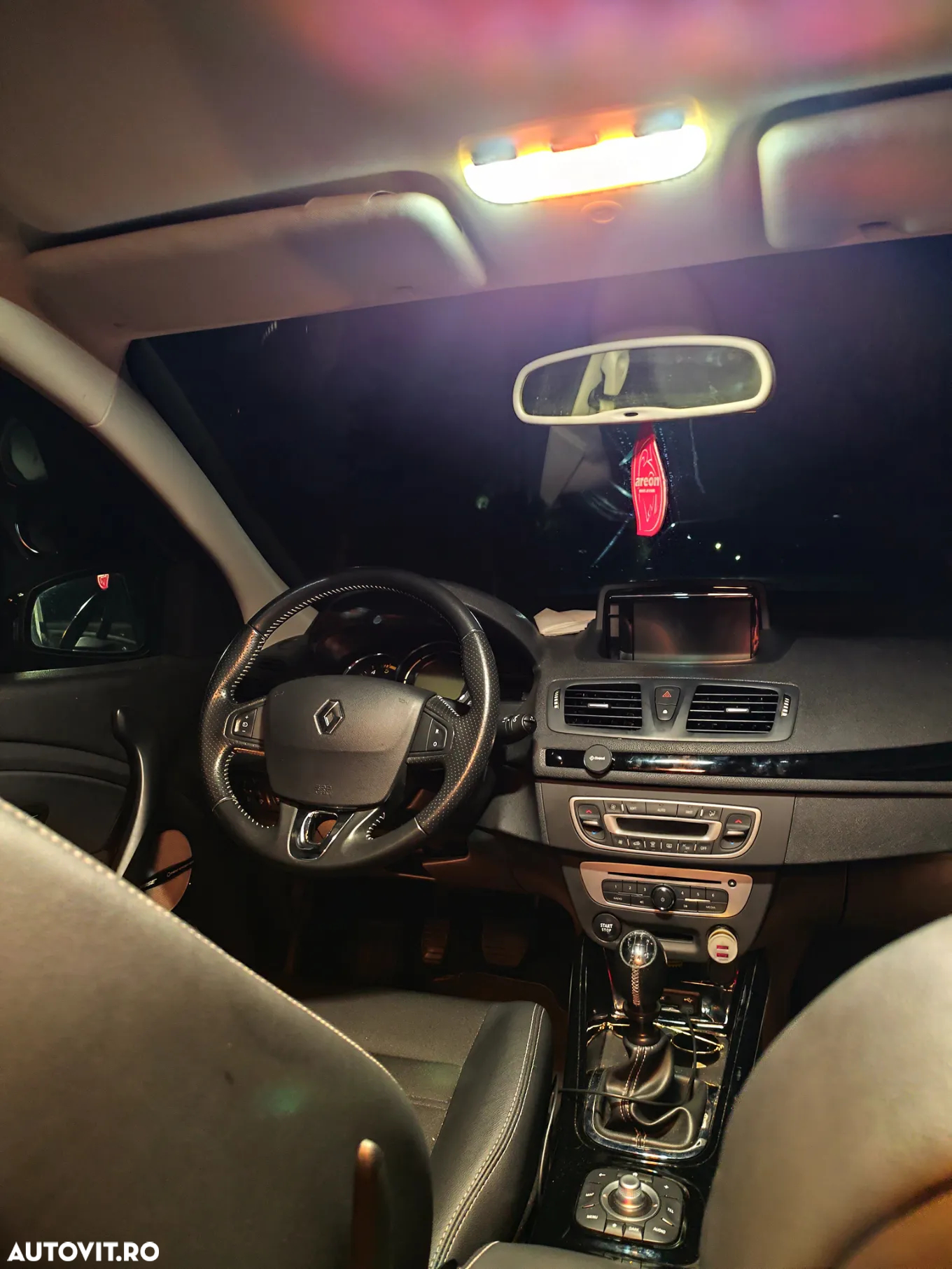 Renault Megane Energy dCi Intens - 9