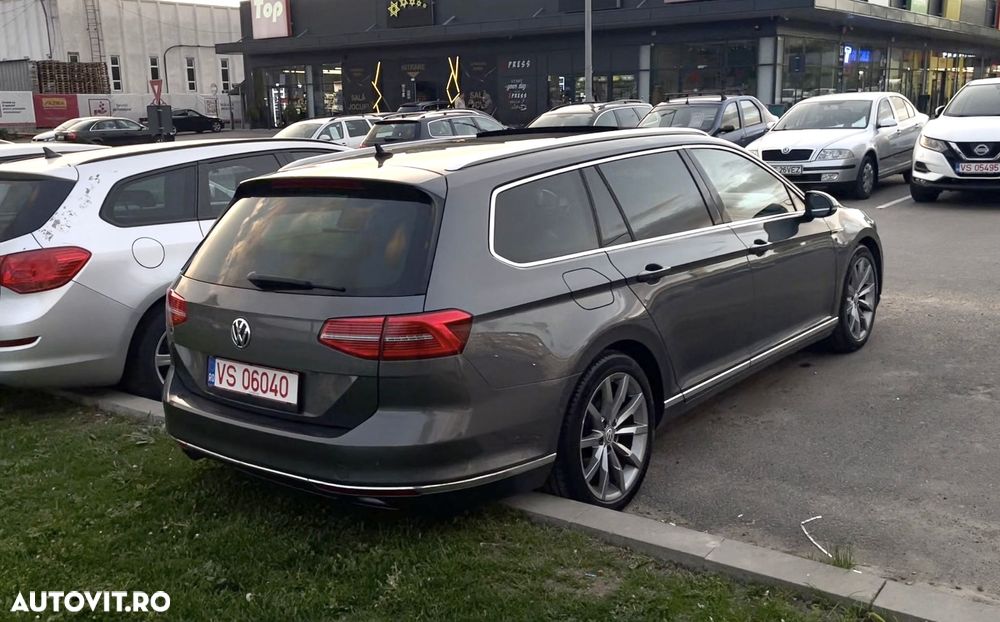 Volkswagen Passat 2.0 TDI SCR 4Motion DSG Highline - 4