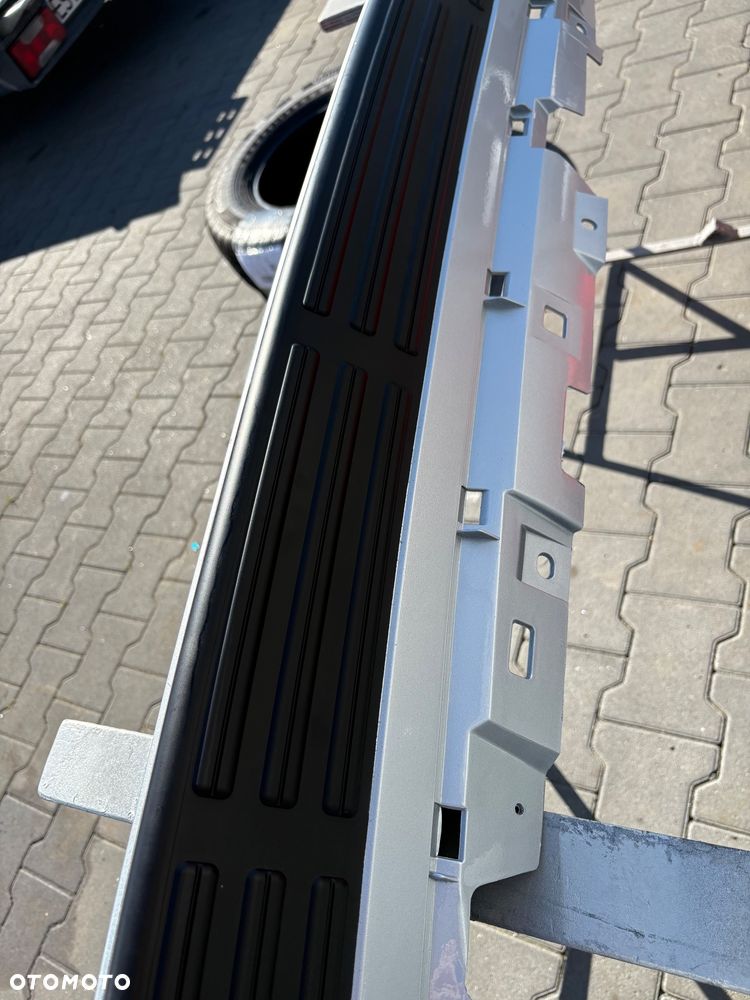 Zderzak tył tylny Toyota land cruiser 120 nowy 1D4 - 3