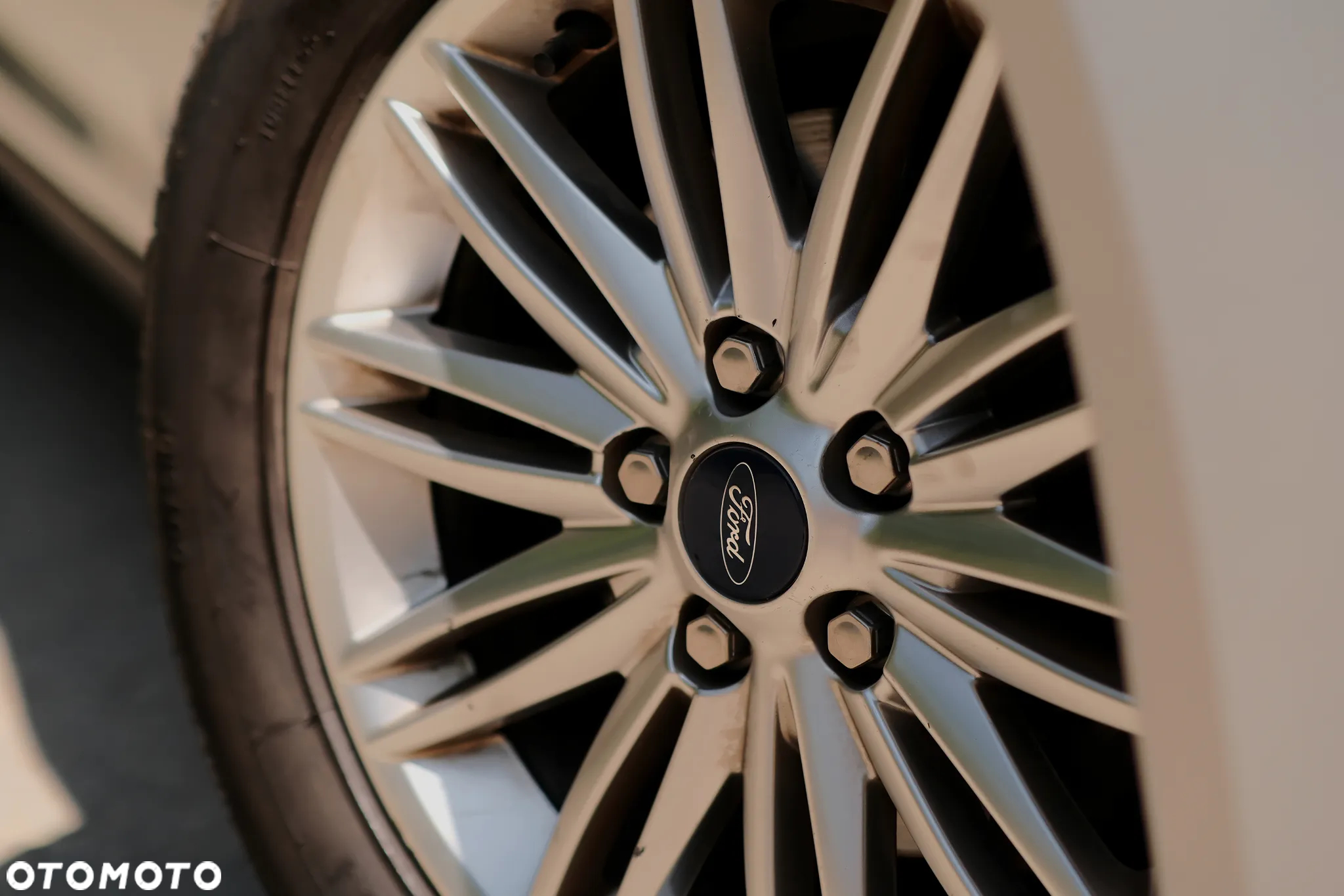 Ford Focus 1.0 EcoBoost Trend - 17