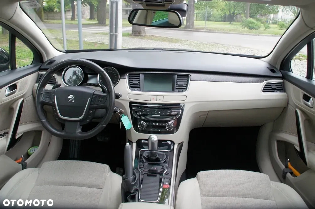 Peugeot 508 SW e-HDi FAP 115 EGS6 Business-Line - 28