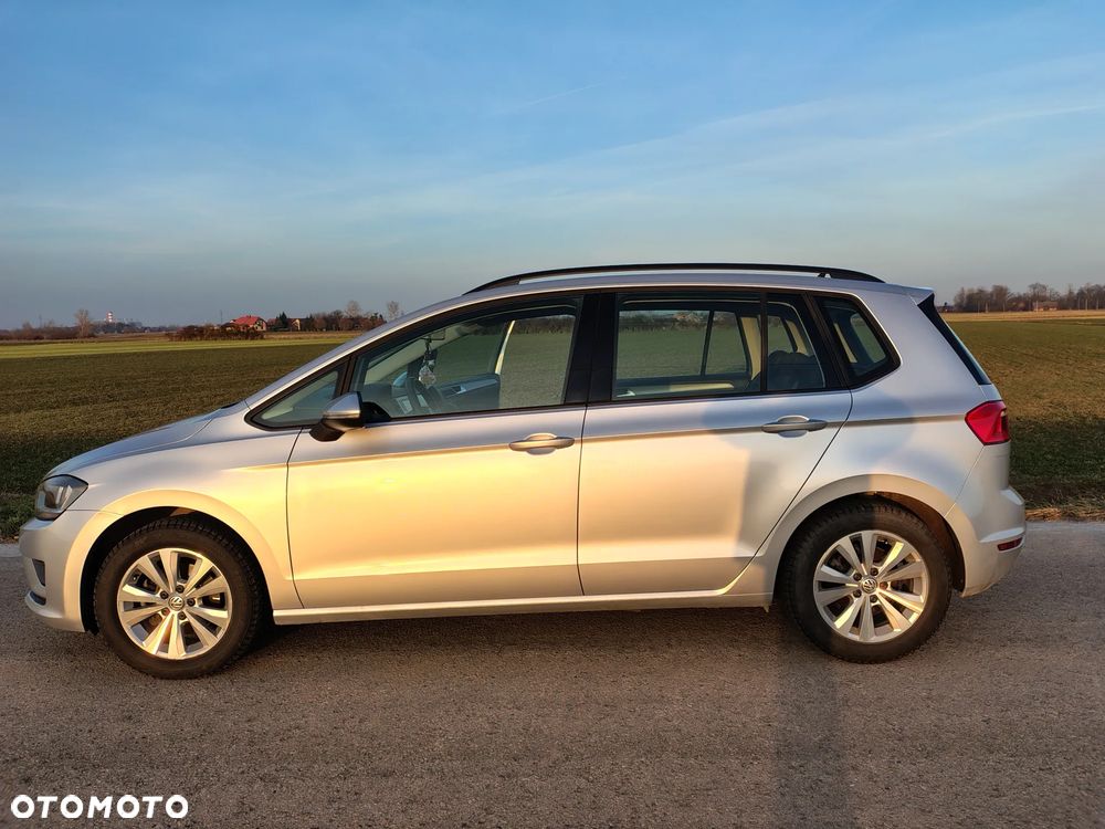 Volkswagen Golf 1.6 TDI BlueMotion Comfortline - 4