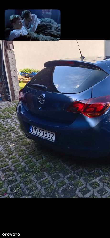 Opel Astra 1.4 T Cosmo - 4