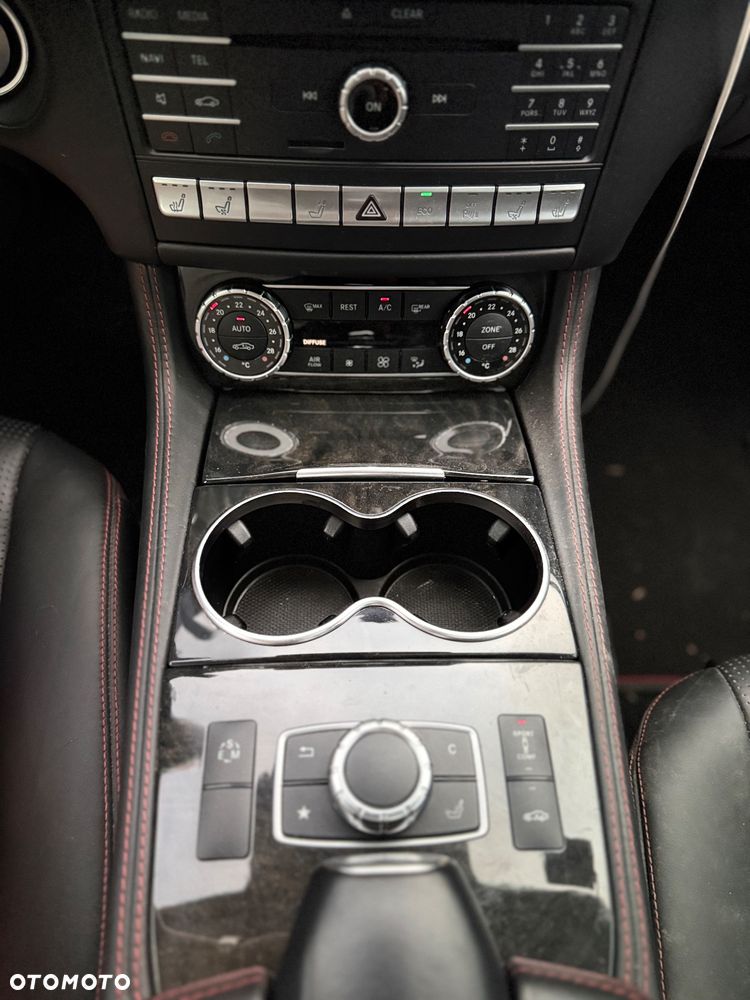 Mercedes-Benz CLS - 9
