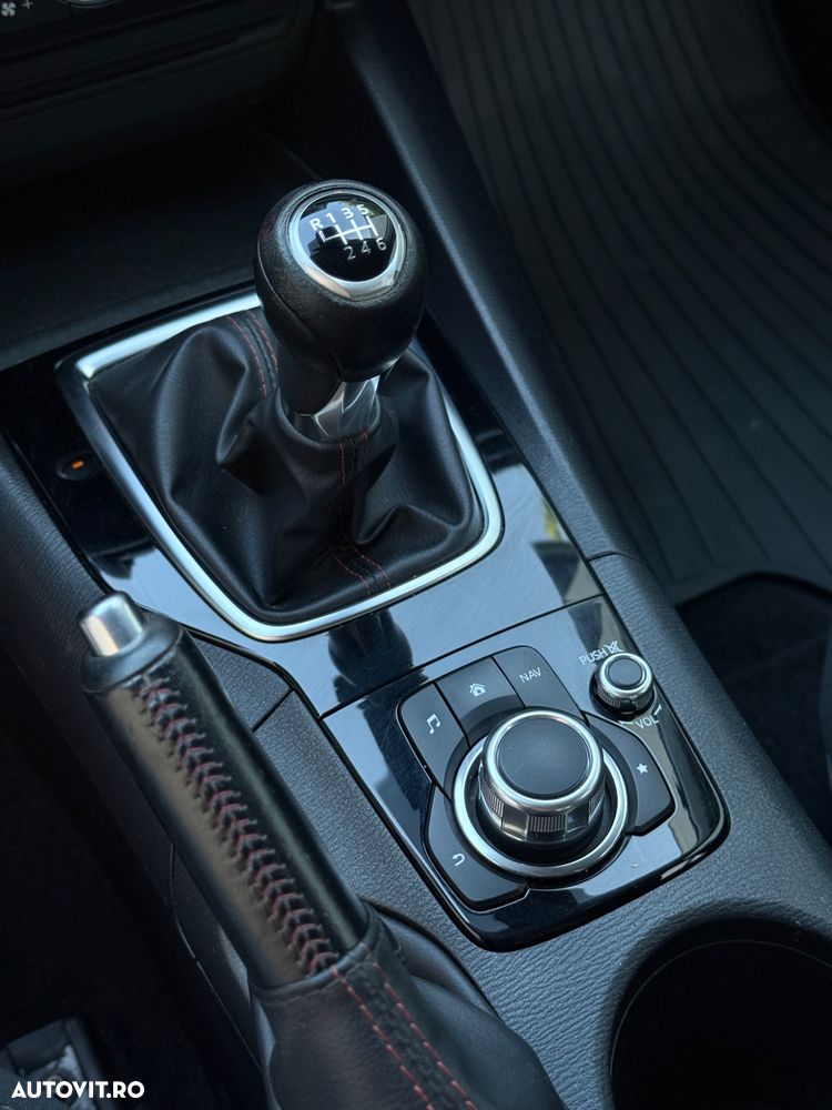 Mazda 3 - 18