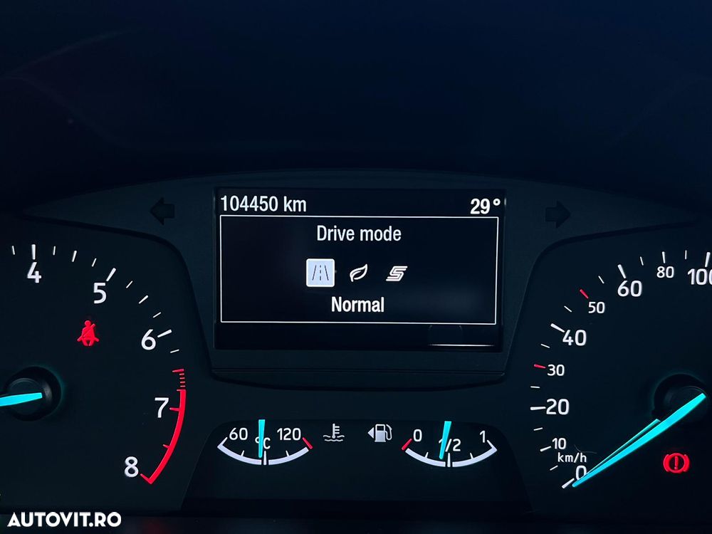 Ford Focus 1.0 EcoBoost Trend Edition - 19