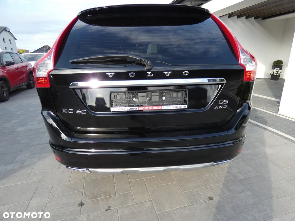 Volvo XC 60 D5 AWD Momentum - 9