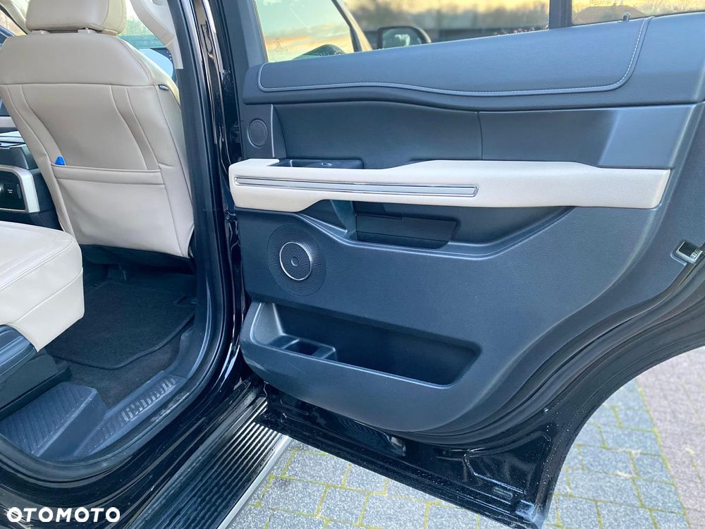 Ford Expedition - 25