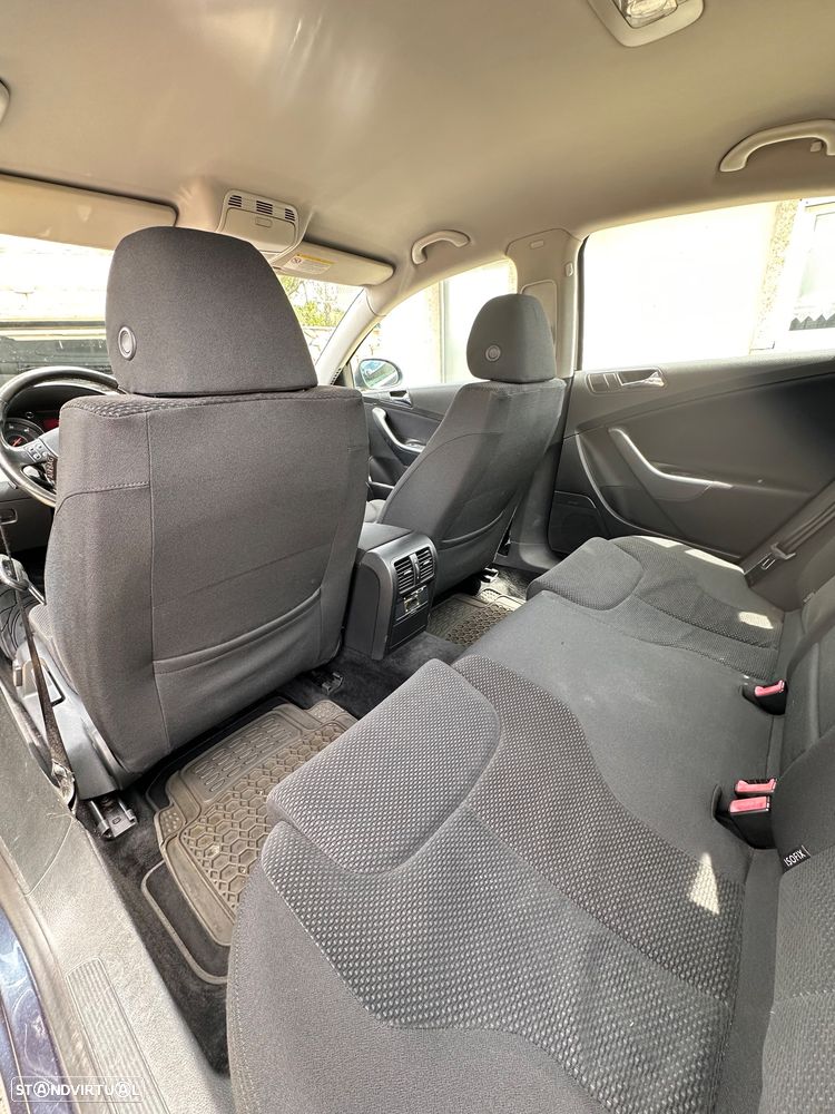 VW Passat - 18