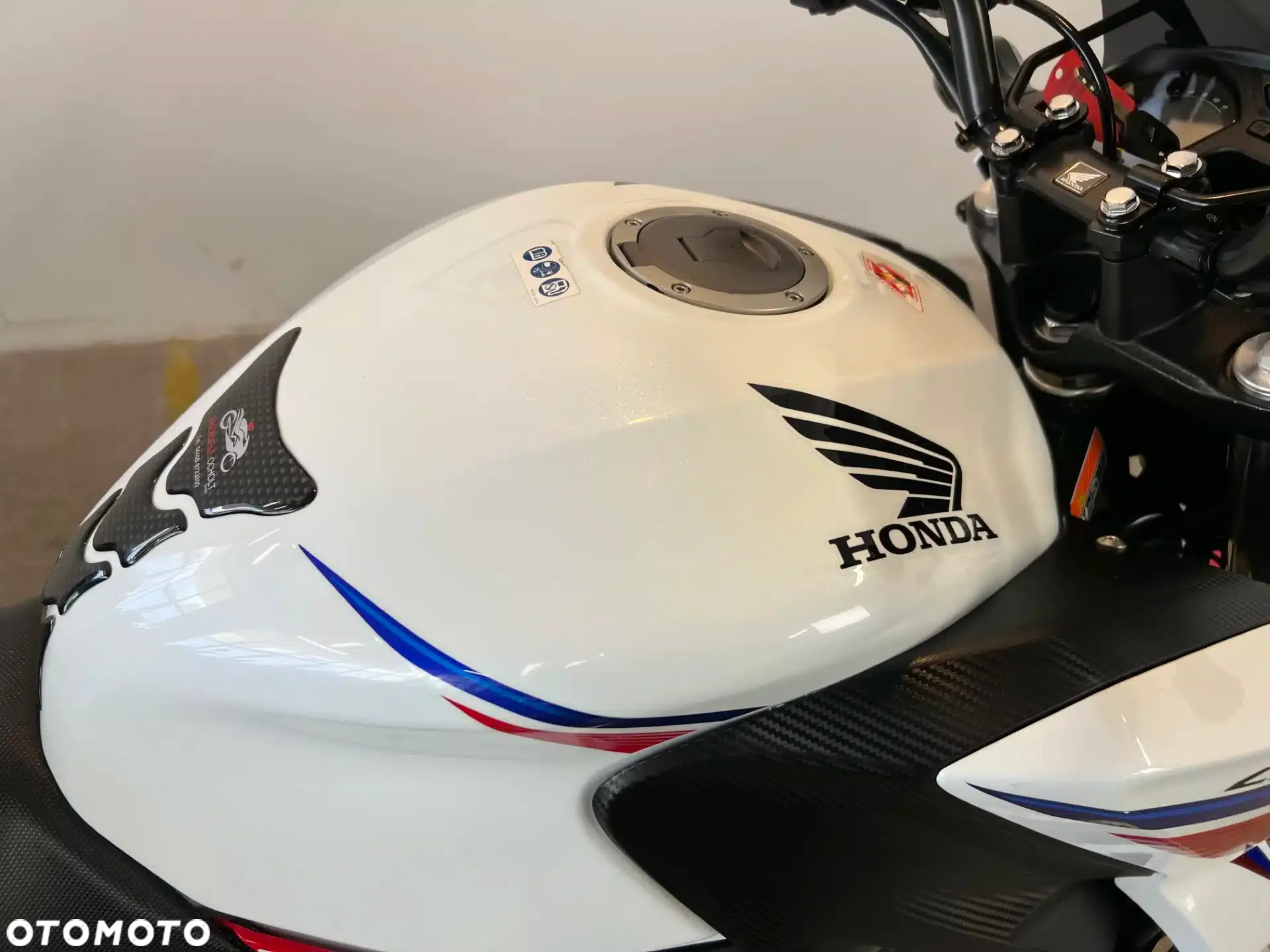 Honda CB - 7