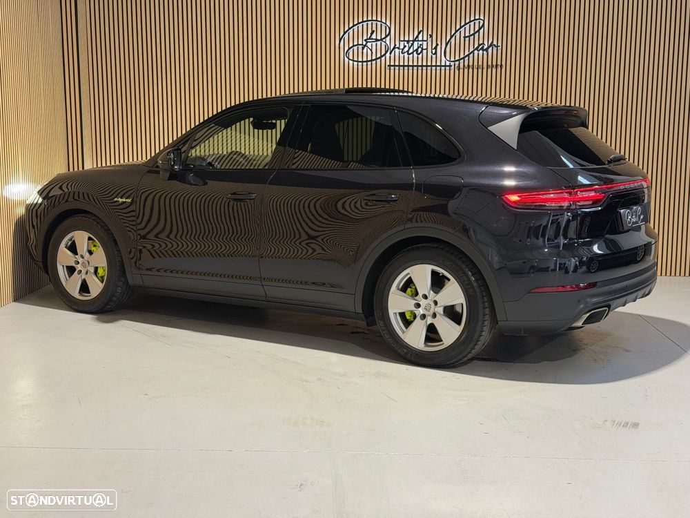 Porsche Cayenne E-Hybrid - 3