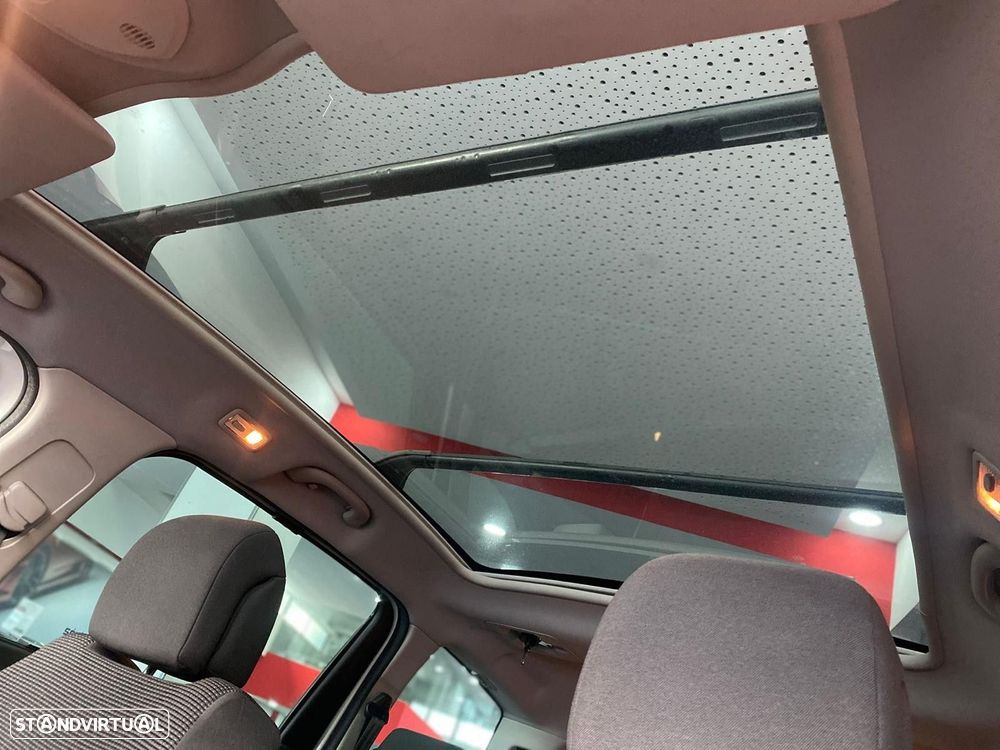 Peugeot 5008 1.6 HDi 7L Allure - 10