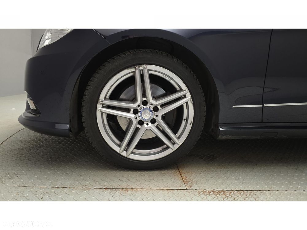 Mercedes-Benz Klasa E - 25