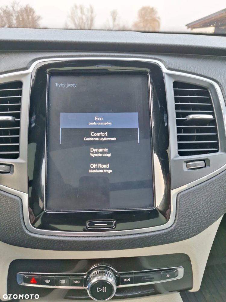 Volvo XC 90 T5 AWD Geartronic Momentum Pro - 14