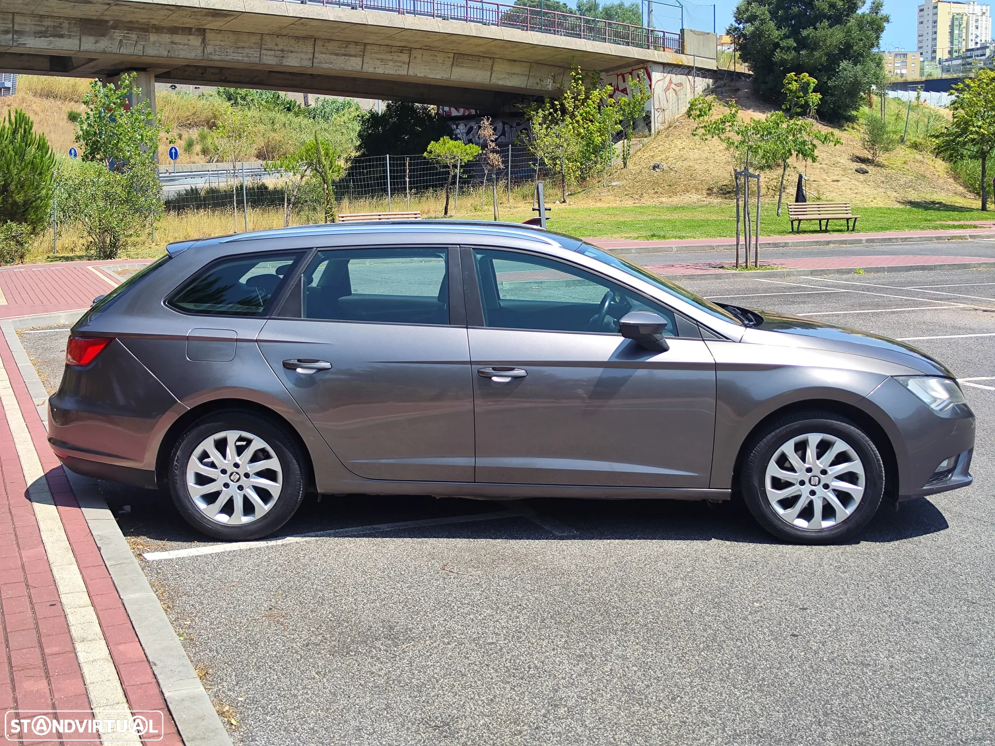SEAT Leon ST 1.6 TDI Reference Ecomotive - 6
