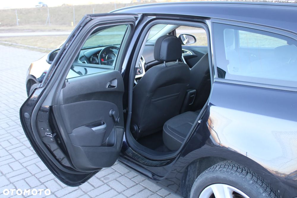 Opel Astra - 20