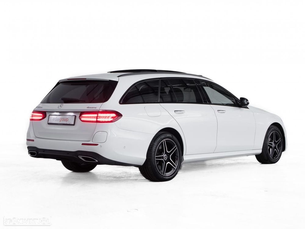 Mercedes-Benz E 300 de 4Matic T 9G-TRONIC AMG Line - 3