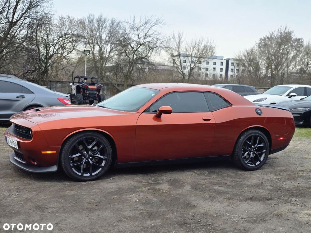 Dodge Challenger - 10