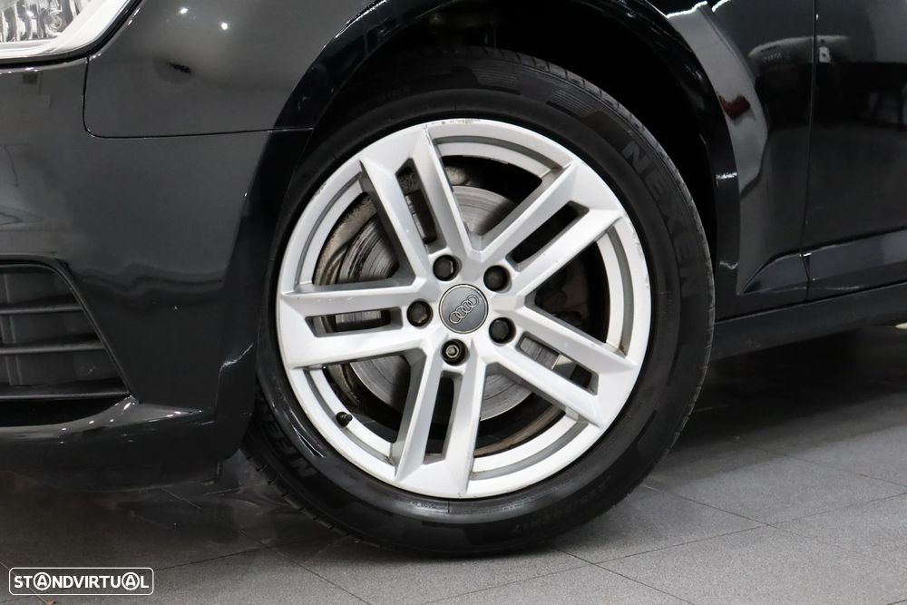 Audi A4 Avant 2.0 TDI S tronic - 10